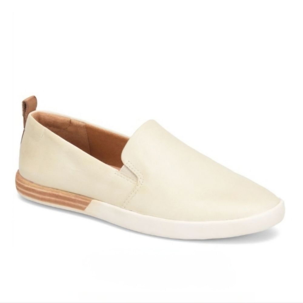 NEW Kork-Ease Peyton Napa Suede Leather Flats Slip on shoe Size 11 Cream